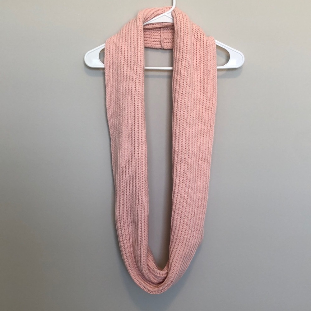 Pink Knit Circle / Infinity Scarf